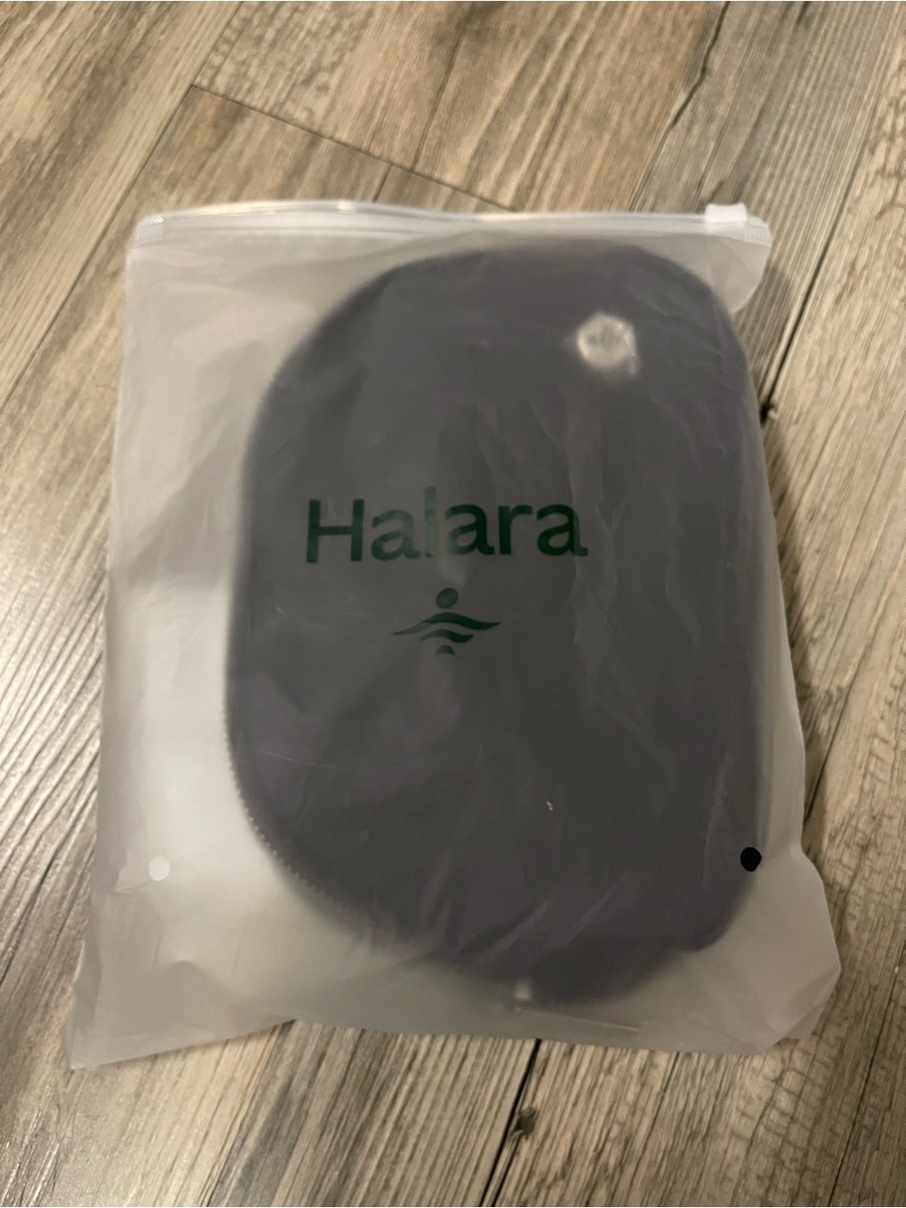 HALARA Black Zip Pouch with Logo